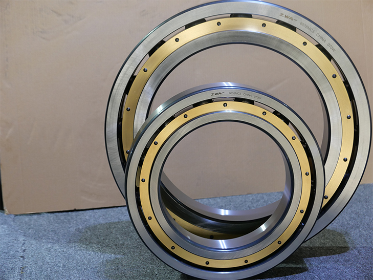 Roller Bearings VS. Ball Bearings - What's the Difference?