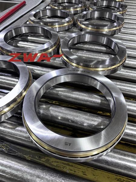 Spherical-roller-Thrust-bearing-01.jpg