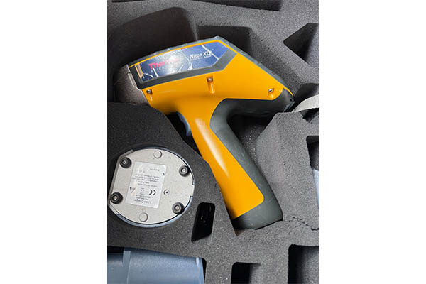 precise-physical-and-chemical-testing-lays-a-solid03.jpg